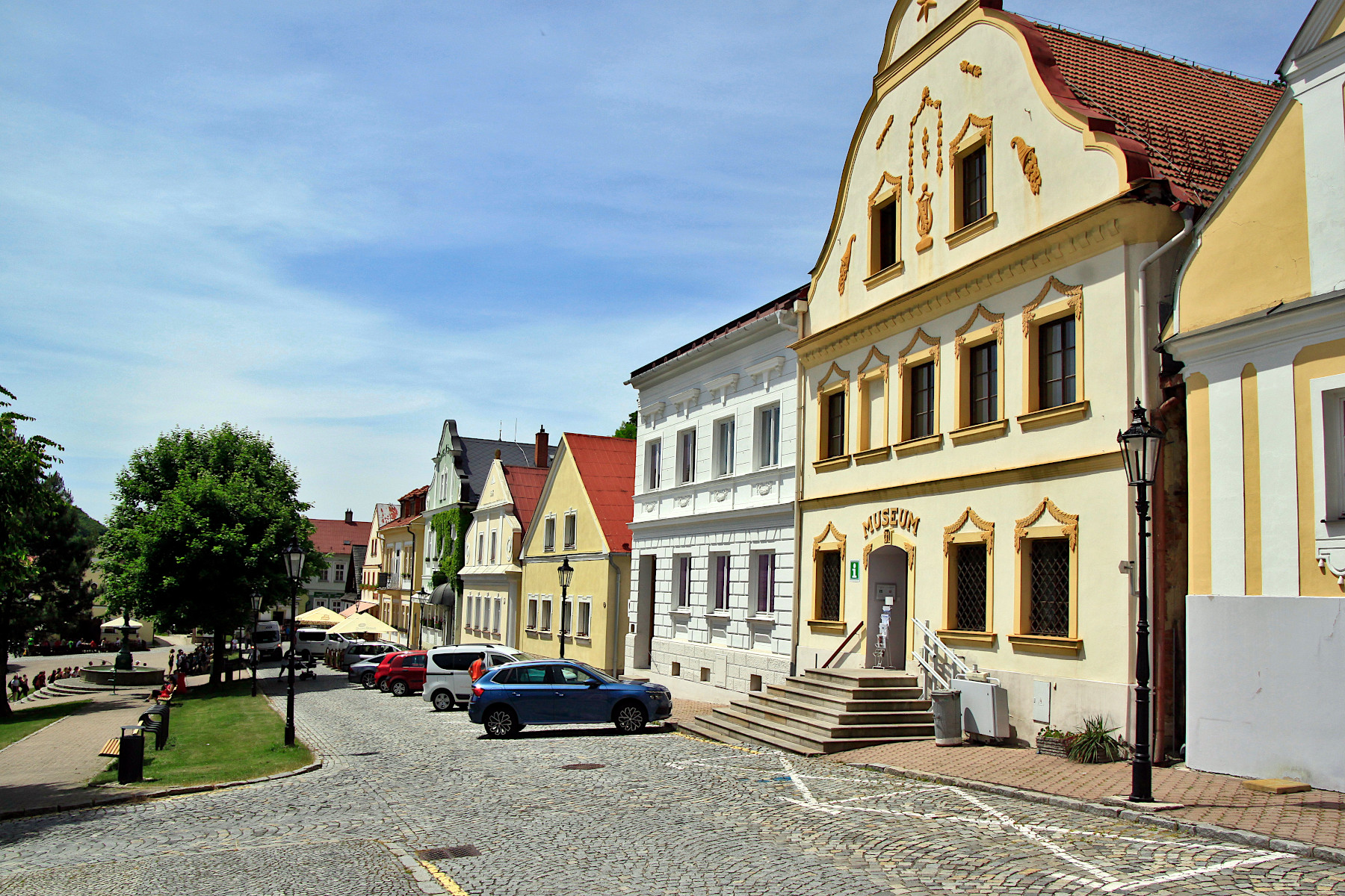 MUZEUM ZDEKA BURIANA VE TRAMBERKU