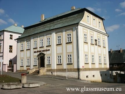 SKLSK MUZEUM NOV BOR